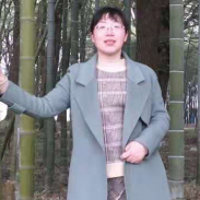 安福县明月山林场编辑、通讯员，县摄影协会会员。2013年开始从事文学、宣传报道、摄影工作，先后在省、市、县级纸质媒体发表作品300余篇，2015年获国家林业局举办的“美丽中国”摄影比赛优秀奖。多次荣获全县“优秀通讯员奖”。